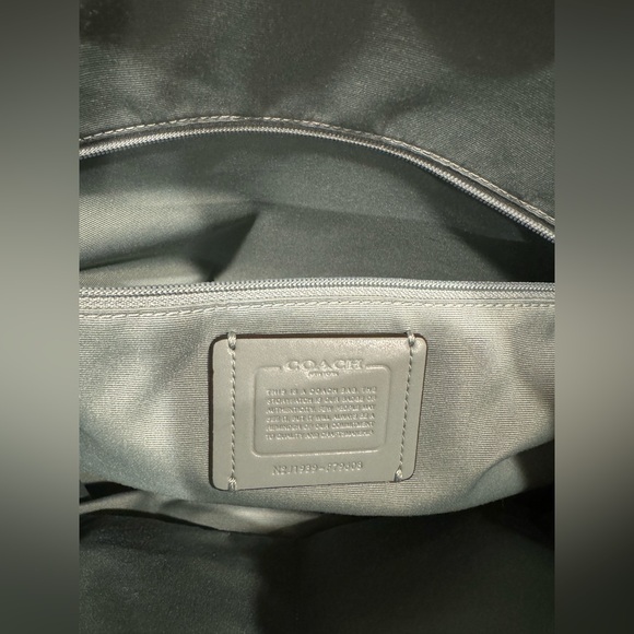 Coach Blue Leather Gallery Zip Tote | Excellent condition - Picture 8 of 9